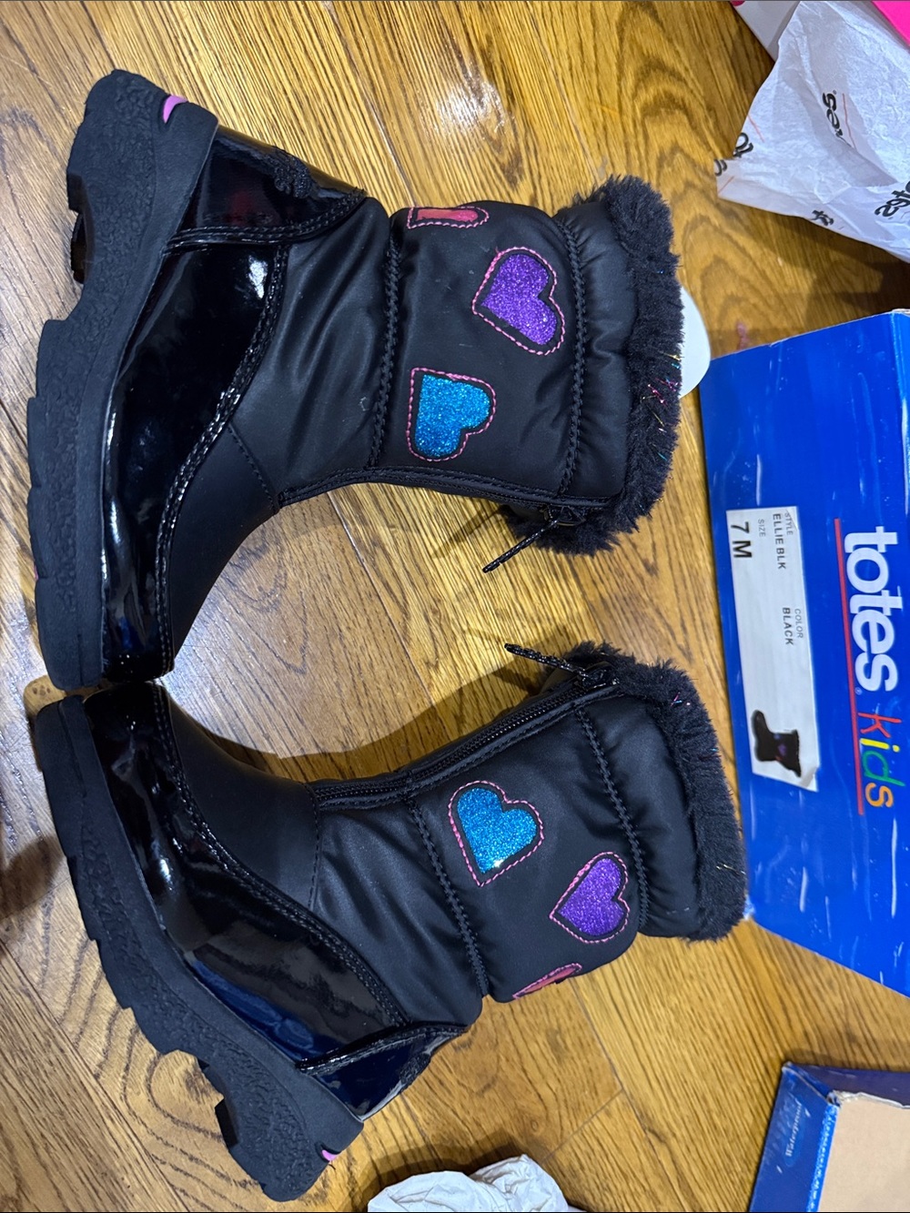 Black Heart-Accent Girls' Winter Boots